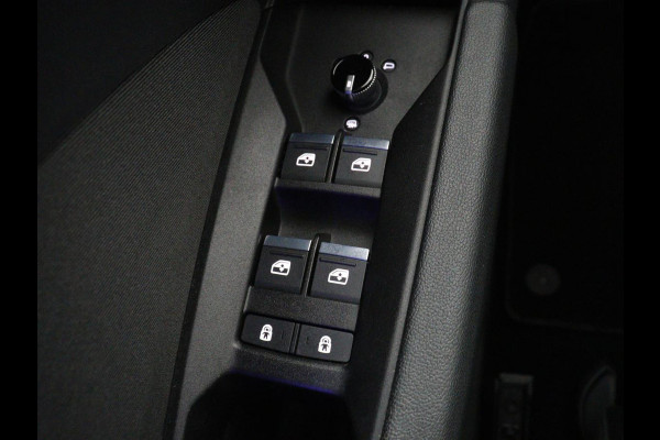 Audi Q4 e-tron 40 Advanced edition 77 kWh | SOH 94% | Stoelverwarming | Matrix LED | Carplay | Virtual Cockpit | 19'' | Parkeerhulp | Navigatie | Audi Sound | Climate control | DAB | Cruise control