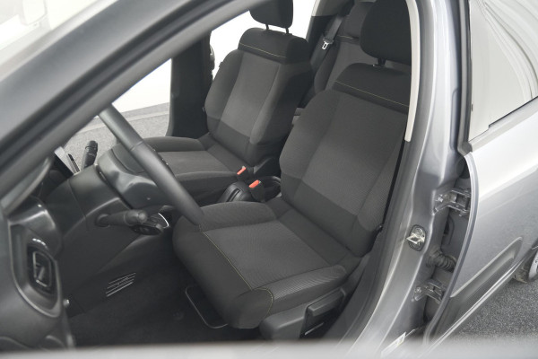 Citroën C3 PureTech 110 EAT6 Max | Parkeersensoren | Apple Carplay | 16 Inch Lichtmetalen Velgen