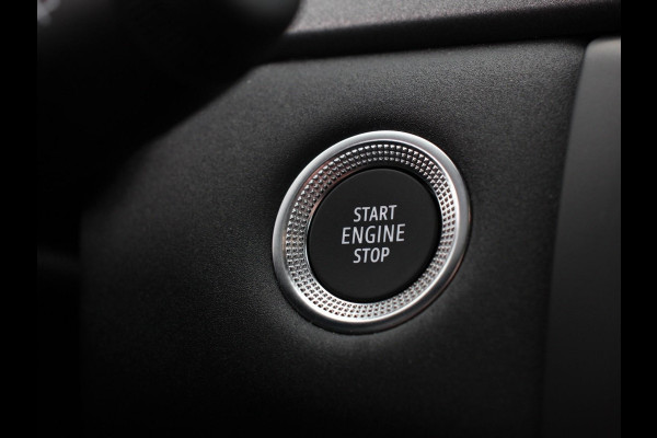 Renault Captur 1.3 TCe Techno 160pk automaat | Climate control | Adaptieve cruise control | Camera | Parkeersensoren | LED | Verwarmde voorstoelen | Stuurverwarming | Navigatie | Apple Carplay/ Android Auto | Keyless