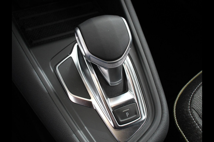 Renault Captur 1.3 TCe Techno 160pk automaat | Climate control | Adaptieve cruise control | Camera | Parkeersensoren | LED | Verwarmde voorstoelen | Stuurverwarming | Navigatie | Apple Carplay/ Android Auto | Keyless