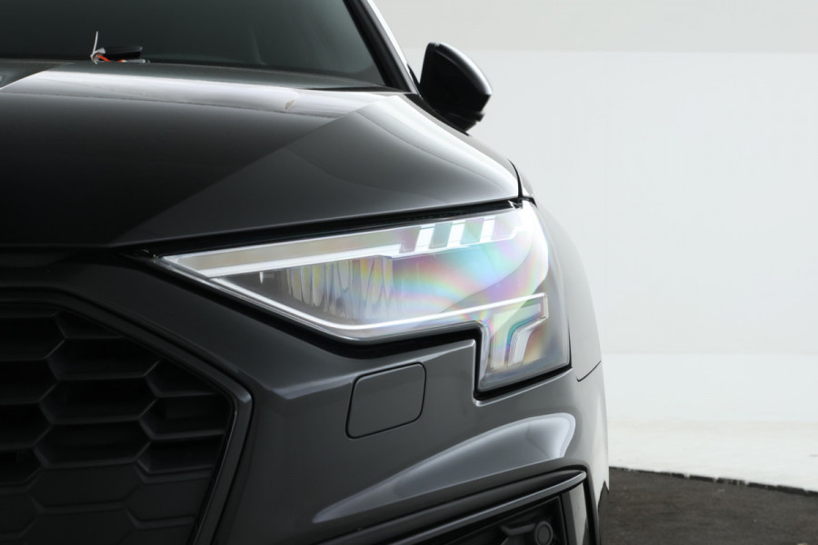 Audi A3 Limousine 30 TFSI S edition S-Line, Volleder, Digital Dash, BOM VOL!!