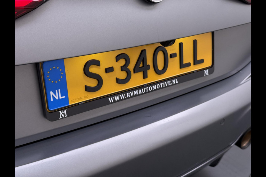 BMW 2 Serie Gran Coupé 220i VAN € 38.900,- VOOR € 35.877,- UW LENTEVOORDEEL € 3.023,-! | M-SPORT| BOMVOL! | HARMAN KARDON| PANO| FROZEN GREY| STOEL+ STUURVERWARMING| DEALER OH. | ORIGINEEL NEDERLANDS| KUIPSTOELEN| LEER | 19 INCH!