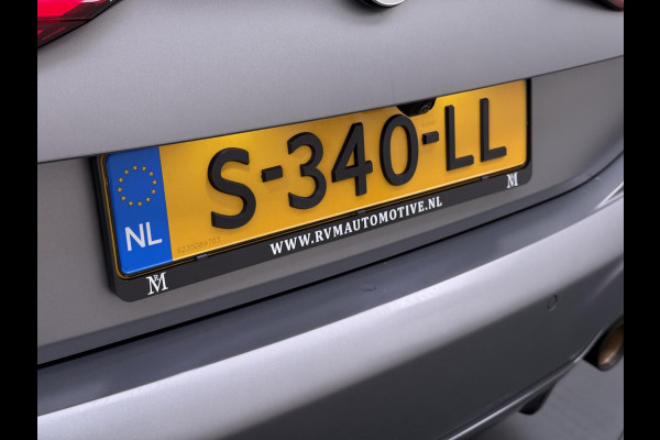 BMW 2 Serie Gran Coupé 220i VAN € 38.900,- VOOR € 35.877,- UW LENTEVOORDEEL € 3.023,-! | M-SPORT| BOMVOL! | HARMAN KARDON| PANO| FROZEN GREY| STOEL+ STUURVERWARMING| DEALER OH. | ORIGINEEL NEDERLANDS| KUIPSTOELEN| LEER | 19 INCH!