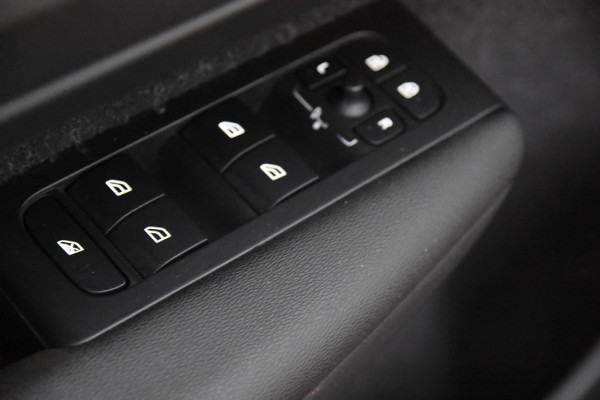 Volvo XC40 2.0 D3 Momentum *1ste Eigenaar*Leer*Panoramadak*