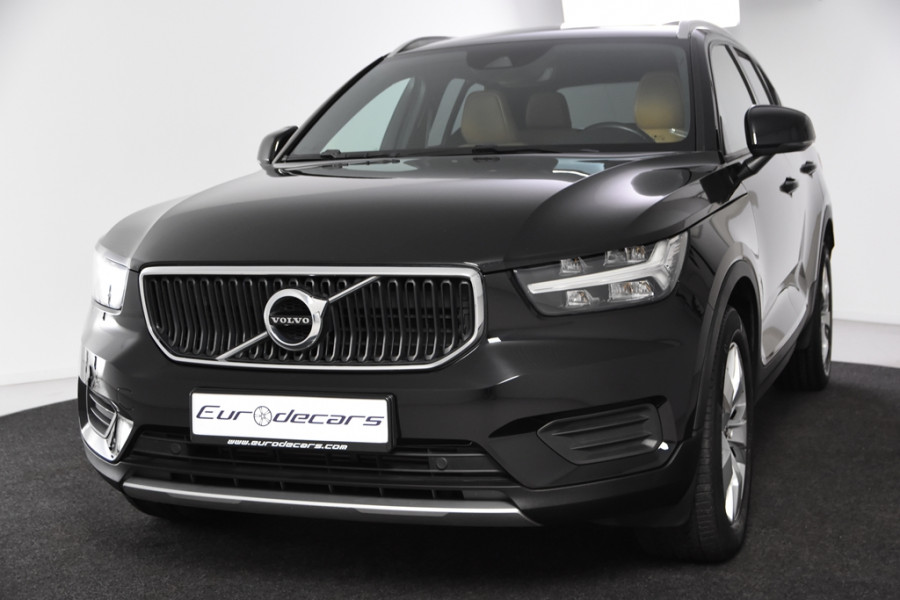 Volvo XC40 2.0 D3 Momentum *1ste Eigenaar*Leer*Panoramadak*