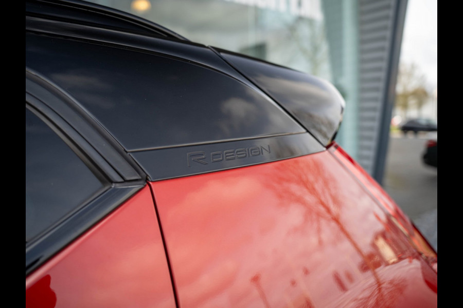 Volvo XC40 2.0 T4 Inscription R-design / ACC / Camera / 21'' / H&K