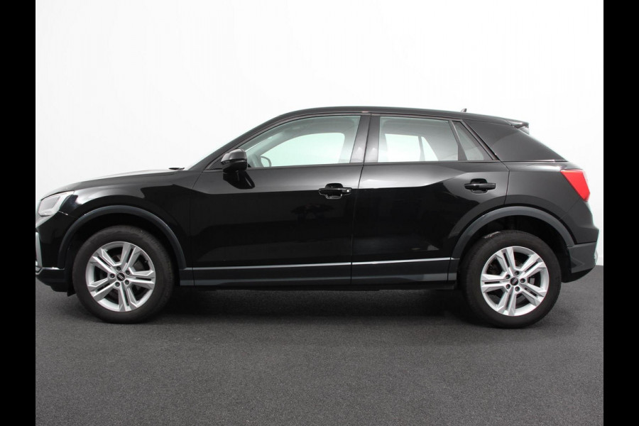 Audi Q2 35 TFSI 150pk S-Tronic Prestige Navigatie Apple Carplay / Android Auto Climate Control Dab Camera Parkeer sensoren Adaptive Cruise Control