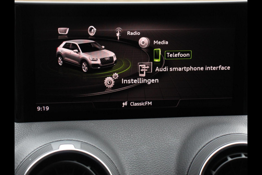Audi Q2 35 TFSI 150pk S-Tronic Prestige Navigatie Apple Carplay / Android Auto Climate Control Dab Camera Parkeer sensoren Adaptive Cruise Control