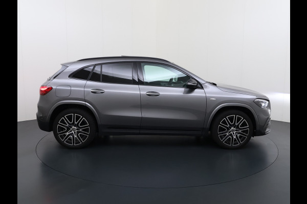 Mercedes-Benz GLA 250 e AMG line | Pano Trekhaak Memory HUD Sound Keyless Multibeam