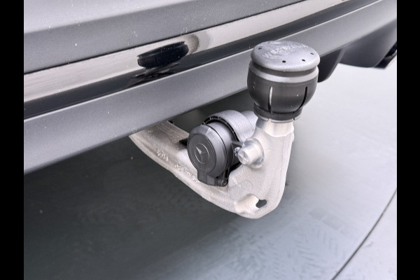 Mercedes-Benz GLA 250 e AMG line | Pano Trekhaak Memory HUD Sound Keyless Multibeam