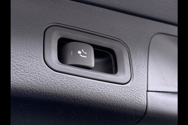 Mercedes-Benz GLA 250 e AMG line | Pano Trekhaak Memory HUD Sound Keyless Multibeam