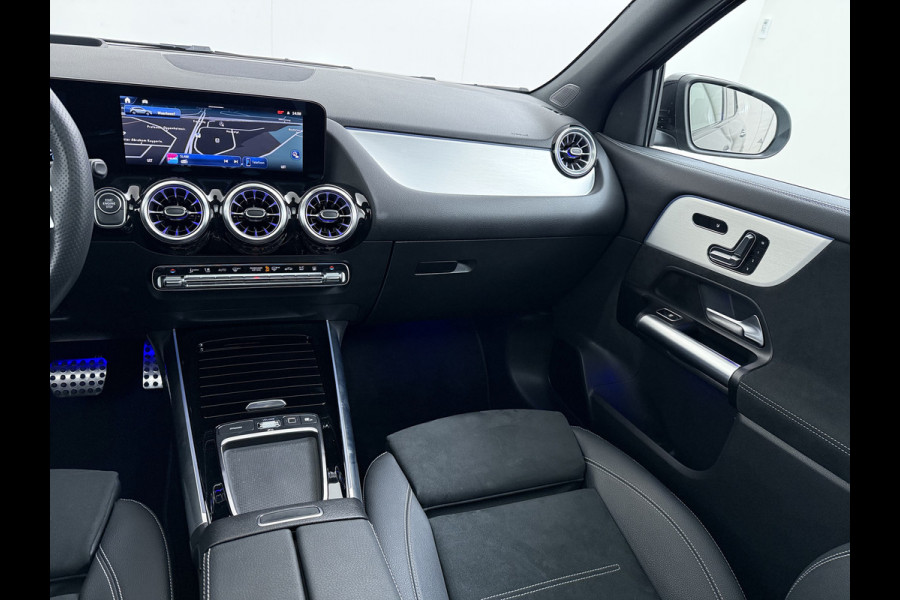 Mercedes-Benz GLA 250 e AMG line | Pano Trekhaak Memory HUD Sound Keyless Multibeam