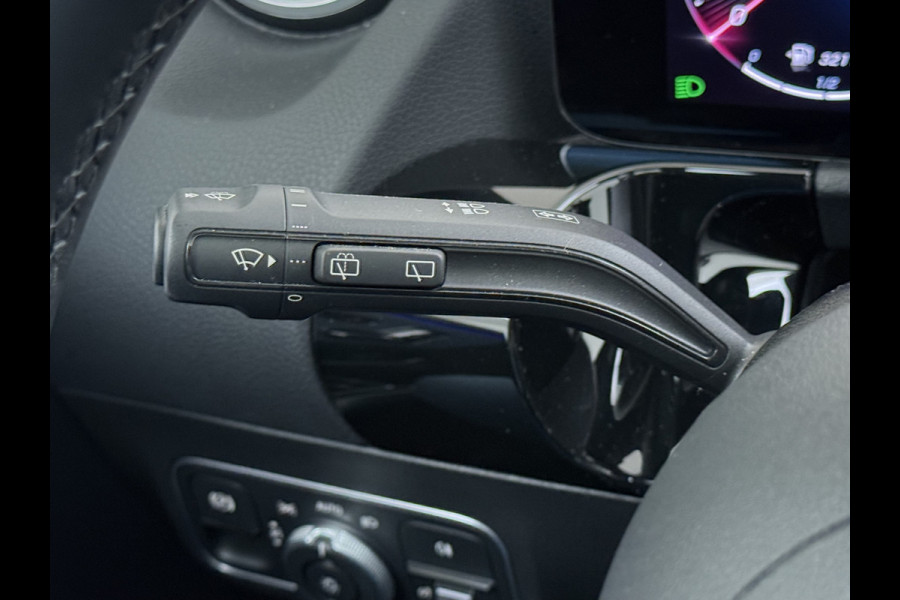 Mercedes-Benz GLA 250 e AMG line | Pano Trekhaak Memory HUD Sound Keyless Multibeam