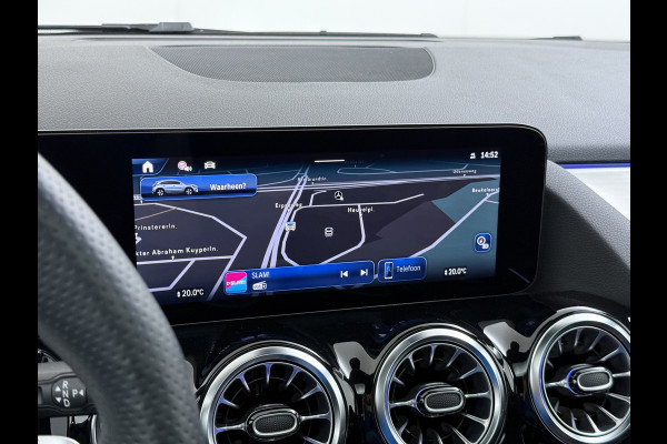 Mercedes-Benz GLA 250 e AMG line | Pano Trekhaak Memory HUD Sound Keyless Multibeam