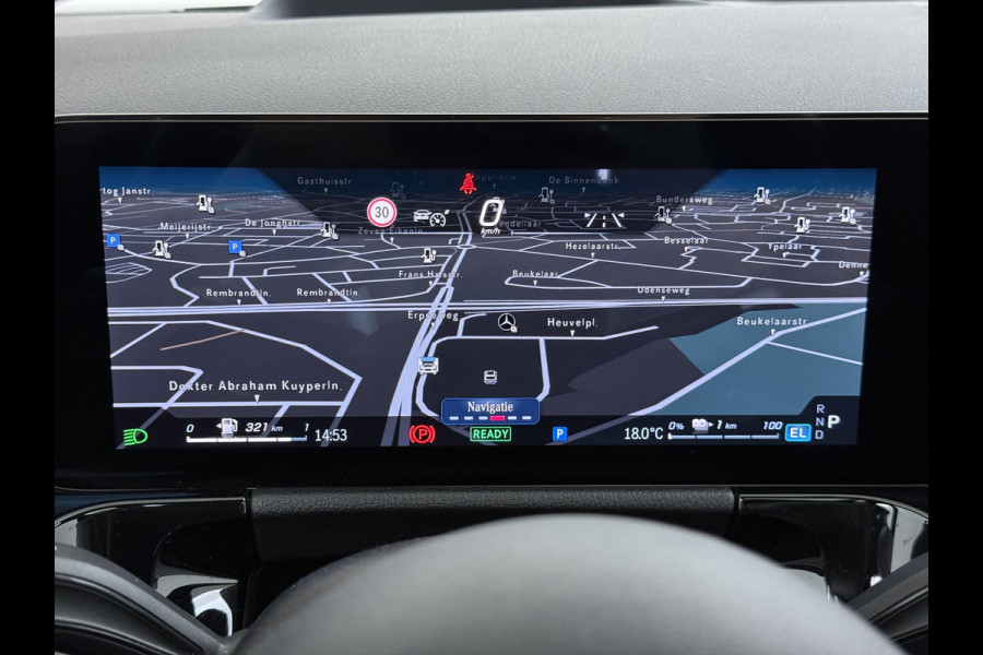 Mercedes-Benz GLA 250 e AMG line | Pano Trekhaak Memory HUD Sound Keyless Multibeam