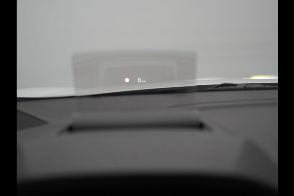 Mitsubishi Eclipse Cross 2.4 Instyle PHEV 188pk Dealer O.H. | Trekhaak Af Fabriek | Panodak | Head Up | Adaptive Cruise | 360 Camera | Lederen Sportstoelen Verwarmd | Keyless | Stuur Verwarmd | Apple Carplay | Blis | Navigatie | DAB | Plug In Hybrid |