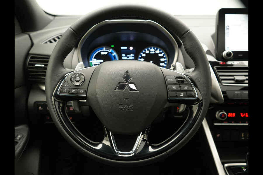 Mitsubishi Eclipse Cross 2.4 Instyle PHEV 188pk Dealer O.H. | Trekhaak Af Fabriek | Panodak | Head Up | Adaptive Cruise | 360 Camera | Lederen Sportstoelen Verwarmd | Keyless | Stuur Verwarmd | Apple Carplay | Blis | Navigatie | DAB | Plug In Hybrid |