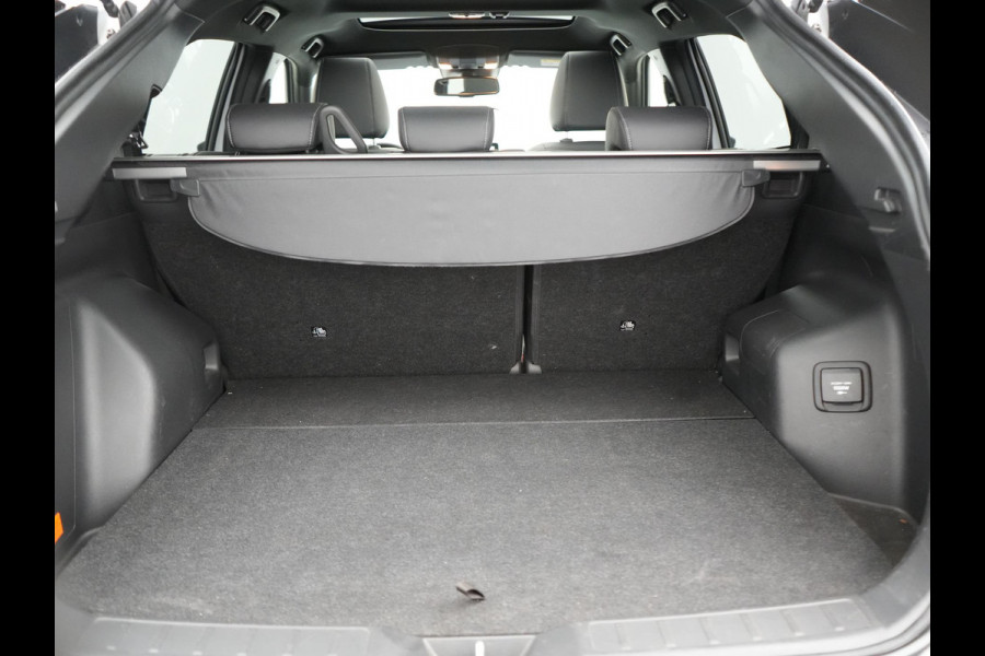 Mitsubishi Eclipse Cross 2.4 Instyle PHEV 188pk Dealer O.H. | Trekhaak Af Fabriek | Panodak | Head Up | Adaptive Cruise | 360 Camera | Lederen Sportstoelen Verwarmd | Keyless | Stuur Verwarmd | Apple Carplay | Blis | Navigatie | DAB | Plug In Hybrid |