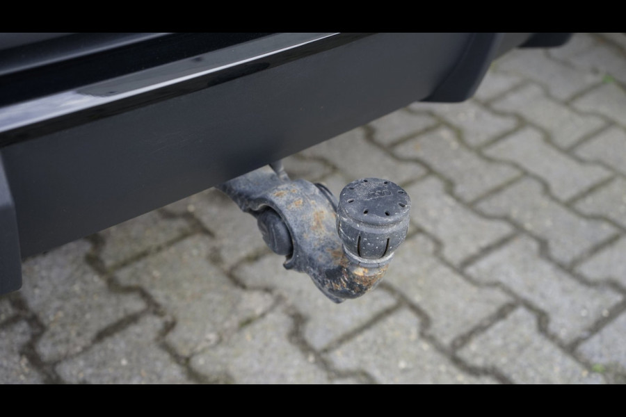 Audi Q3 Sportback 35 TFSI 3x S-Line Black Optik AUTOMAAT-CAMERA-CARPLAY-DRIVE SELECT-ELEKTRISCHE STOELEN-KEYLESS-MATRIX-PANORAMA