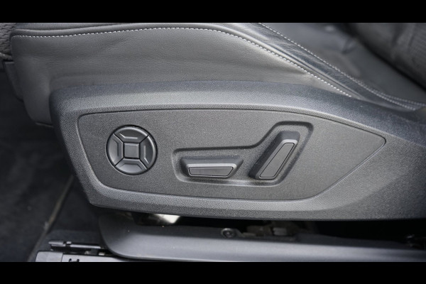 Audi Q3 Sportback 35 TFSI 3x S-Line Black Optik AUTOMAAT-CAMERA-CARPLAY-DRIVE SELECT-ELEKTRISCHE STOELEN-KEYLESS-MATRIX-PANORAMA