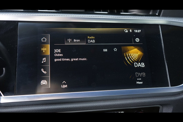 Audi Q3 Sportback 35 TFSI 3x S-Line Black Optik AUTOMAAT-CAMERA-CARPLAY-DRIVE SELECT-ELEKTRISCHE STOELEN-KEYLESS-MATRIX-PANORAMA