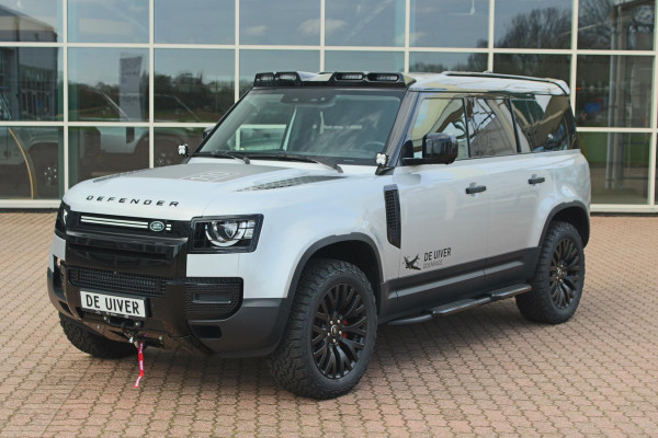 Land Rover Defender D240 110 S 7 Seater incl. Btw / BPM geel kenteken „De Uiver” Special Lier