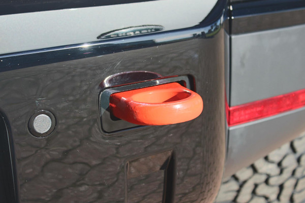 Land Rover Defender D240 110 S 7 Seater incl. Btw / BPM geel kenteken „De Uiver” Special Lier