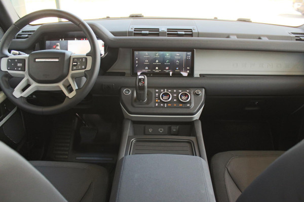 Land Rover Defender D240 110 S 7 Seater incl. Btw / BPM geel kenteken „De Uiver” Special Lier