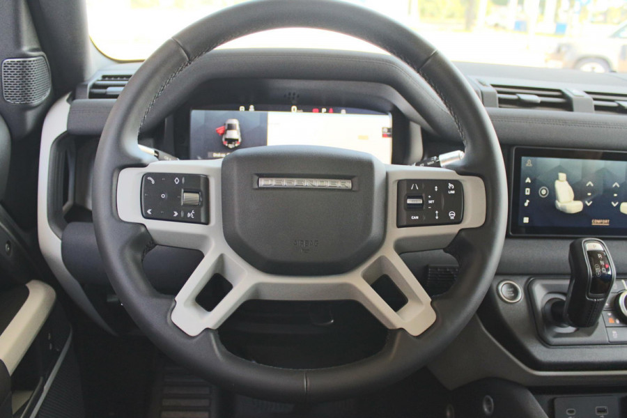 Land Rover Defender D240 110 S 7 Seater incl. Btw / BPM geel kenteken „De Uiver” Special Lier