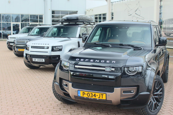 Land Rover Defender D240 110 S 7 Seater incl. Btw / BPM geel kenteken „De Uiver” Special Lier