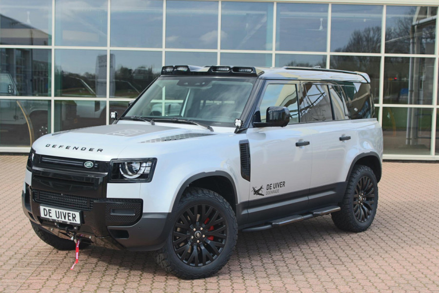 Land Rover Defender D240 110 S 7 Seater incl. Btw / BPM geel kenteken „De Uiver” Special Lier