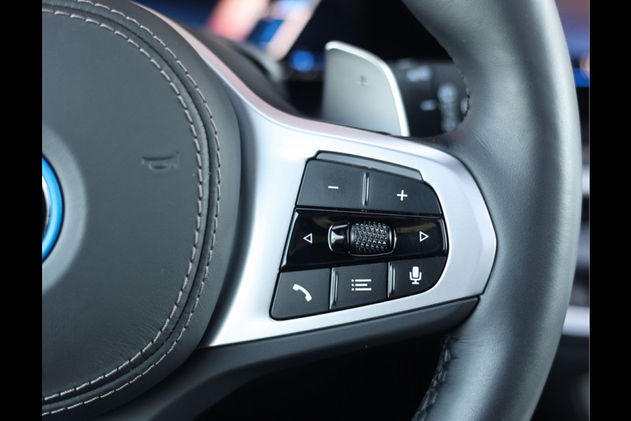 BMW X5 50e xDrive | Pano - Trekhaak - HUD