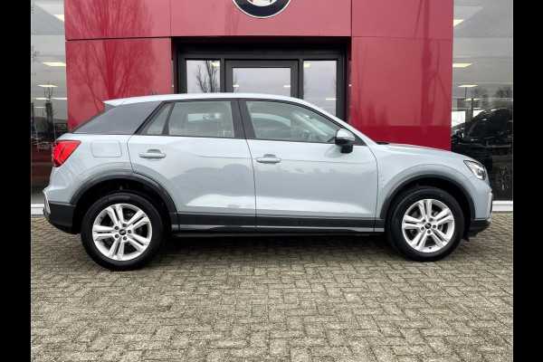 Audi Q2 30 TFSI S Edition | Camera | Stoelverwarming