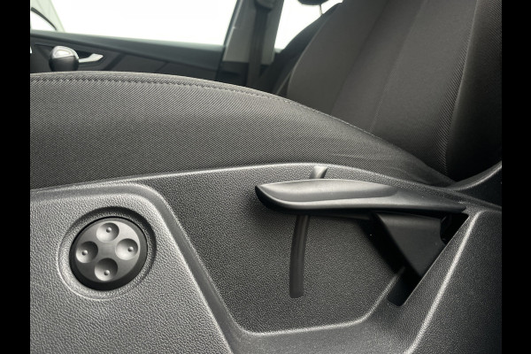 Audi Q2 30 TFSI S Edition | Camera | Stoelverwarming