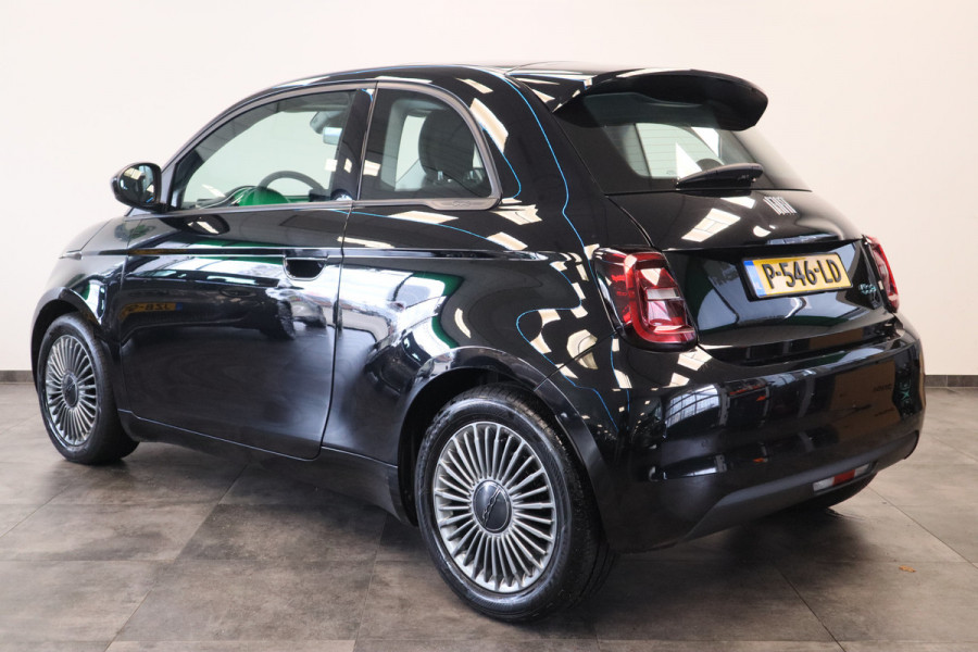 Fiat 500 Icon 42 kWh Navigatie Panoramadak PDC