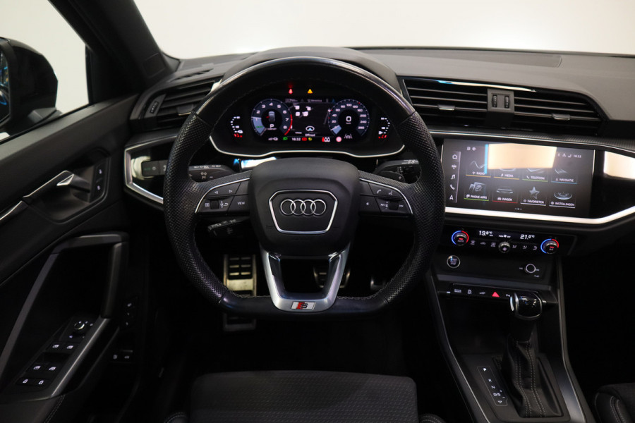 Audi Q3 Sportback 45 TFSI e S Edition Sonos 20'' Camera PDC ECC