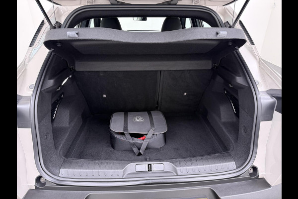 Alfa Romeo junior Elettrica 54 kWh VAN € 30.900,- VOOR € 26.877,- UW LENTEVOORDEEL € 4.023,-! | 15.000KM!! | FABRIEKSGARANTIE | APPLE CARPLAY| ANDROID AUTO| UNIEKE KLEUR! | ADAPTIVE CRUISE CONTROL|