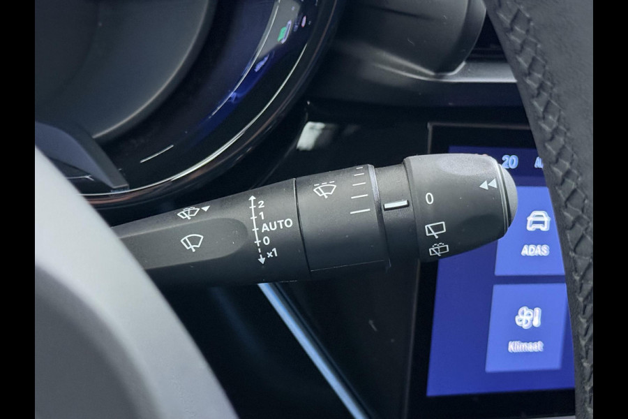 Alfa Romeo junior Elettrica 54 kWh VAN € 30.900,- VOOR € 26.877,- UW LENTEVOORDEEL € 4.023,-! | 15.000KM!! | FABRIEKSGARANTIE | APPLE CARPLAY| ANDROID AUTO| UNIEKE KLEUR! | ADAPTIVE CRUISE CONTROL|