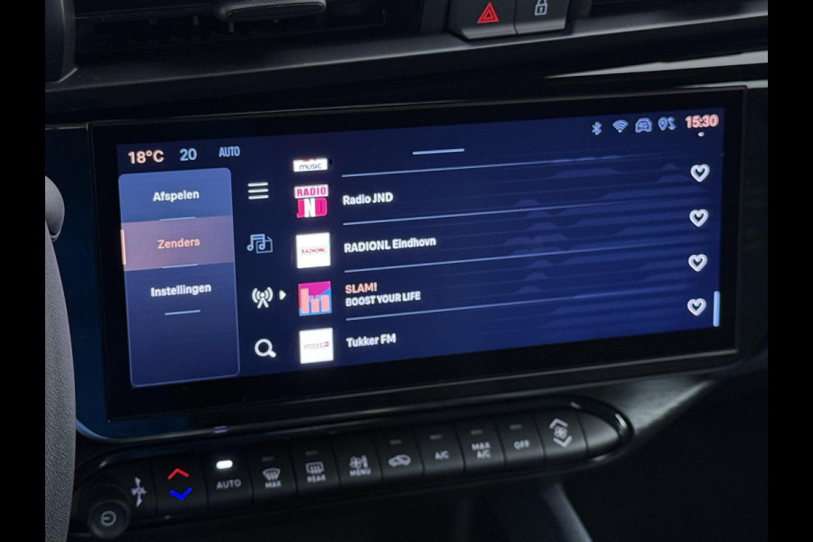 Alfa Romeo junior Elettrica 54 kWh VAN € 30.900,- VOOR € 26.877,- UW LENTEVOORDEEL € 4.023,-! | 15.000KM!! | FABRIEKSGARANTIE | APPLE CARPLAY| ANDROID AUTO| UNIEKE KLEUR! | ADAPTIVE CRUISE CONTROL|