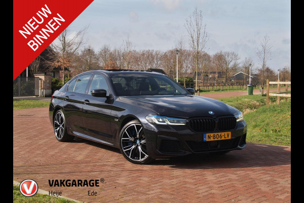 BMW 5 Serie 545e xDrive Business Edition Plus | M-Pakket | Schuifdak | Massage stoelen | Head-Up Display | Camera | NL-Auto |