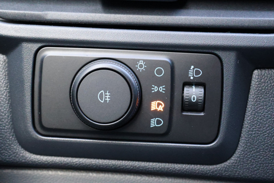 Ford Transit Custom 320 2.0 TDCI 150 PK L2H1 Limited | ACC | Blind Spot | Camera | Lane Assist | Stoelverwarming | CarPlay | Navigatie | Stuurwielverwarming | 3-Zitter | Verlengde fabrieksgarantie tot 12-2029