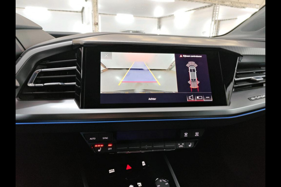 Audi Q4 Sportback e-tron 40 Advanced edition 77 kWh | Stoelverwarming | Stuurverwarming | Adaptive Cruise Control | Navigatie | Camera | Trekhaak | Keyless | RS Seats | Matrix LED |