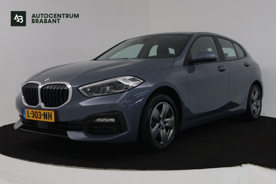 BMW 1-serie 118i Business Edition (NAVIGATIE, PARKEERSENSOREN, CRUISE CONTROL)