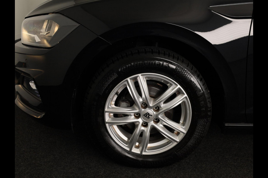 Volkswagen Polo 1.0 TSI Comfortline Business 95 pk | Navigatie | Parkeersensoren | Achteruitrijcamera | Adaptieve cruise control |