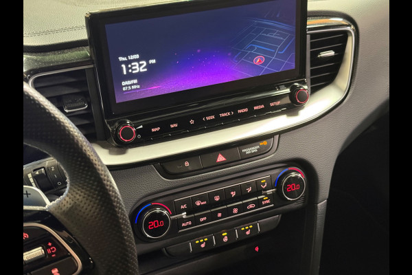 Kia ProCeed 1.5 T-GDi GT-PlusLine | Pano | Stuur/Stoelverwarming | Led | Carplay | Camera | Dodehoekdetectie |l | NAP |