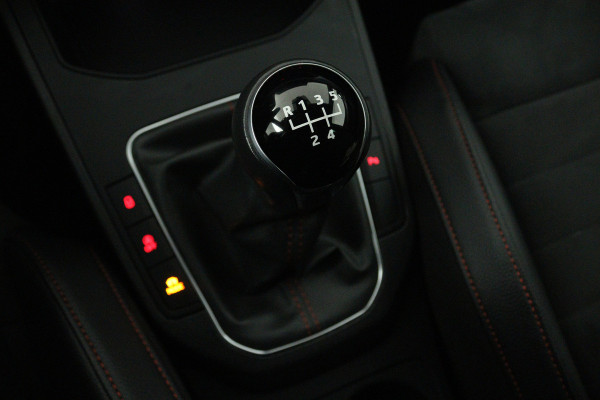 Seat Ibiza 1.0 EcoTSI FR Business Intense (DIGITALE COCKPIT, STOELVERWARMING, CAMERA, CRUISE CONTROL ADAPTIEF, SENSOREN)