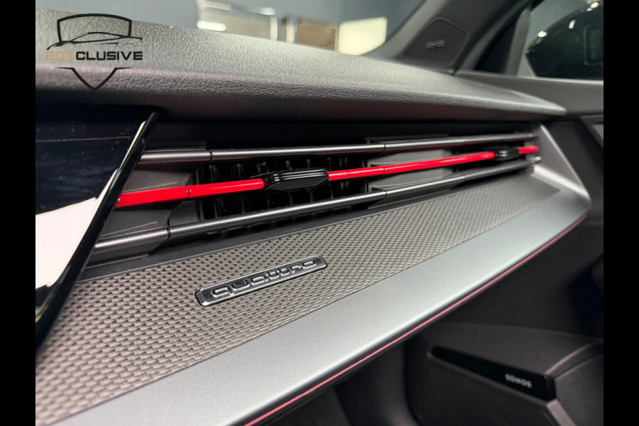 Audi RS3 Sportback 2.5 TFSI QUATTRO Carbon/Kuipstoelen/Pano/HUD/