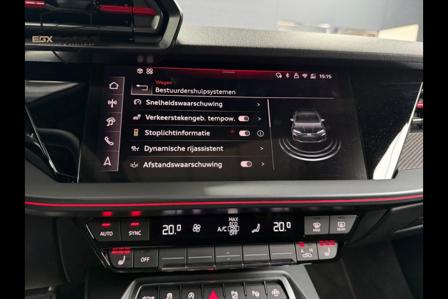 Audi RS3 Sportback 2.5 TFSI QUATTRO Carbon/Kuipstoelen/Pano/HUD/