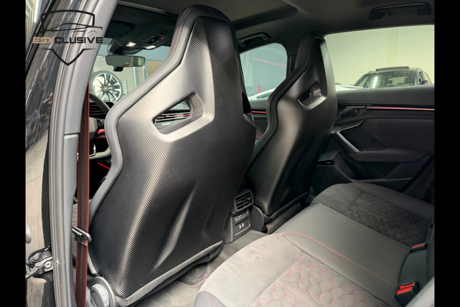 Audi RS3 Sportback 2.5 TFSI QUATTRO Carbon/Kuipstoelen/Pano/HUD/