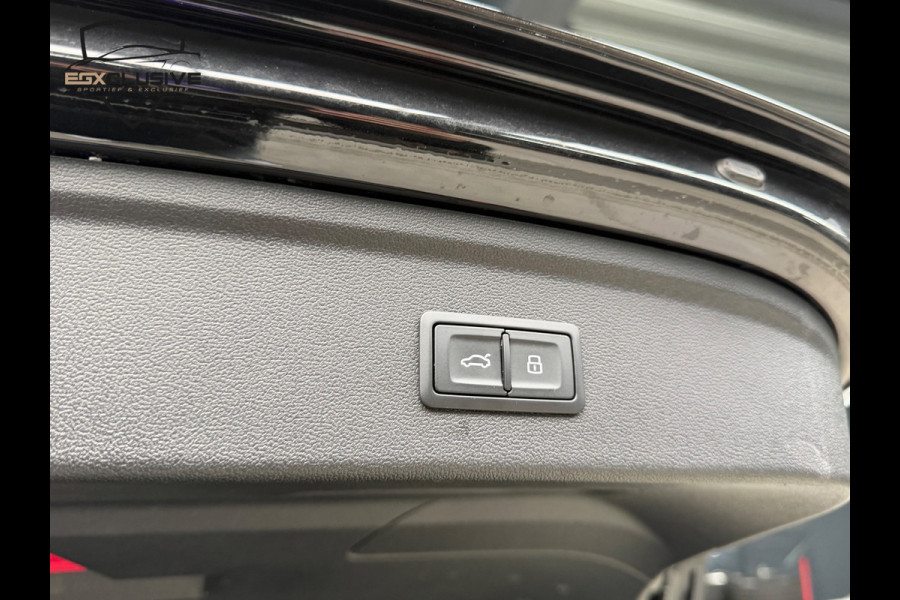 Audi RS3 Sportback 2.5 TFSI QUATTRO Carbon/Kuipstoelen/Pano/HUD/